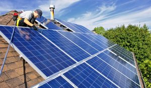 Service d'installation de photovoltaïque et tuiles photovoltaïques à Rocquencourt